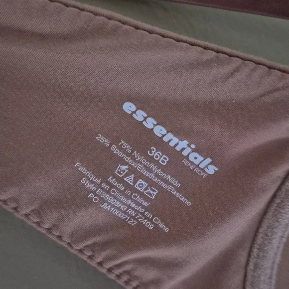 🎉 5/$15! RENE ROFE ESSENTIALS Tan Bra - Picture 4 of 4